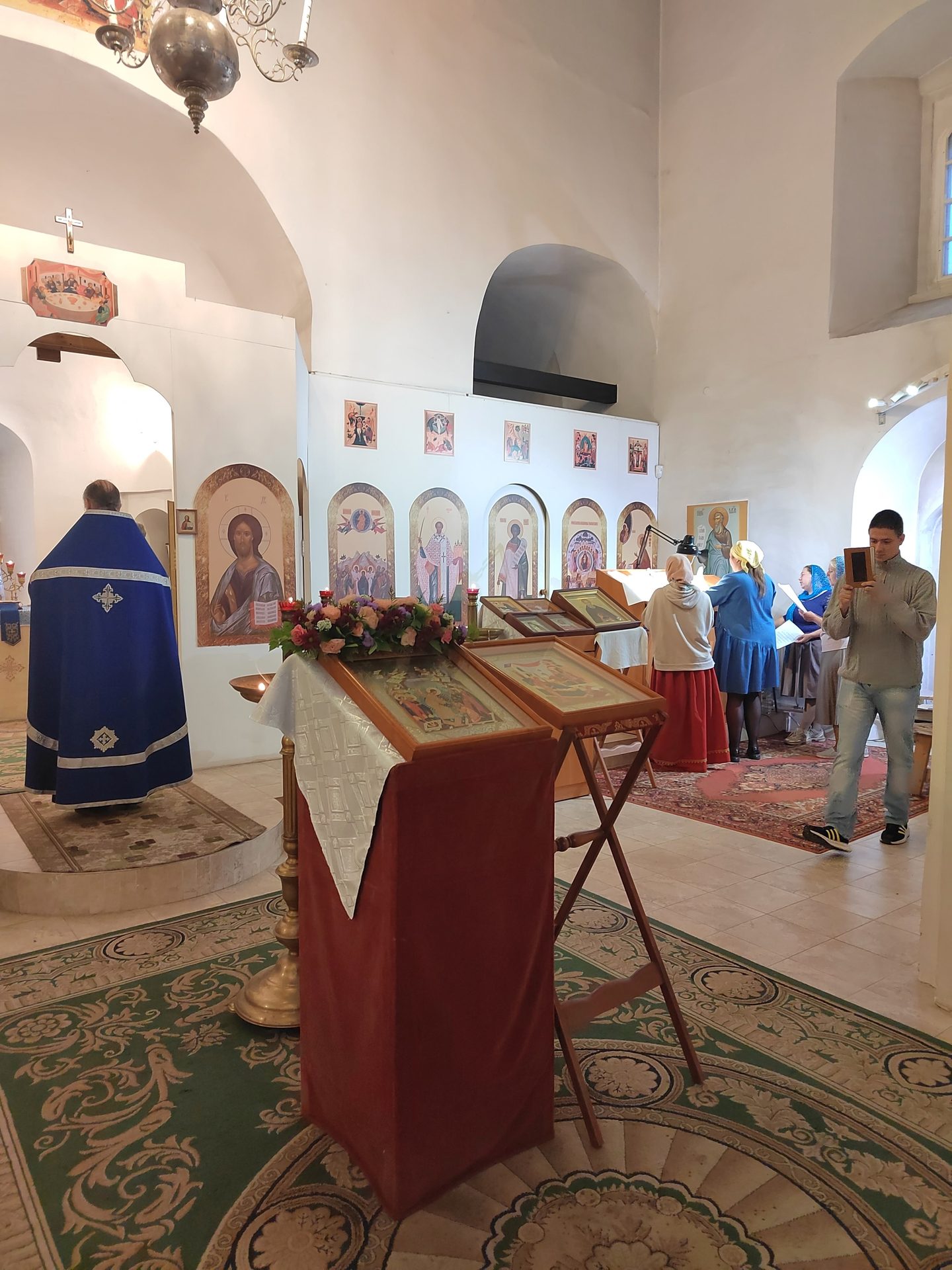 С праздником Рождества Пресвятой Богородицы