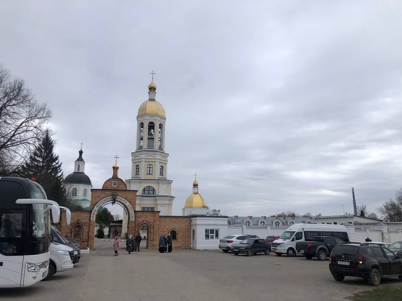 На обратном пути традиционно заехали в Клыково, Спаса Нерукотворного п