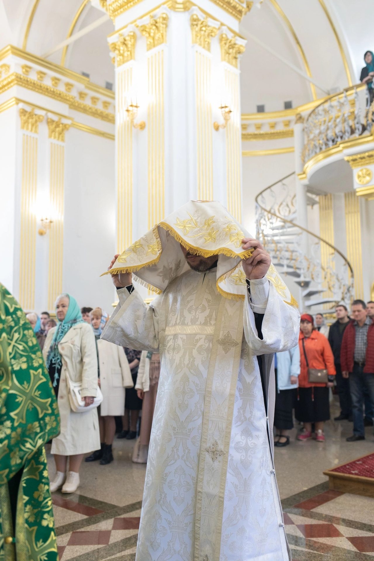 Рукоположение диакона Михаила во священника
