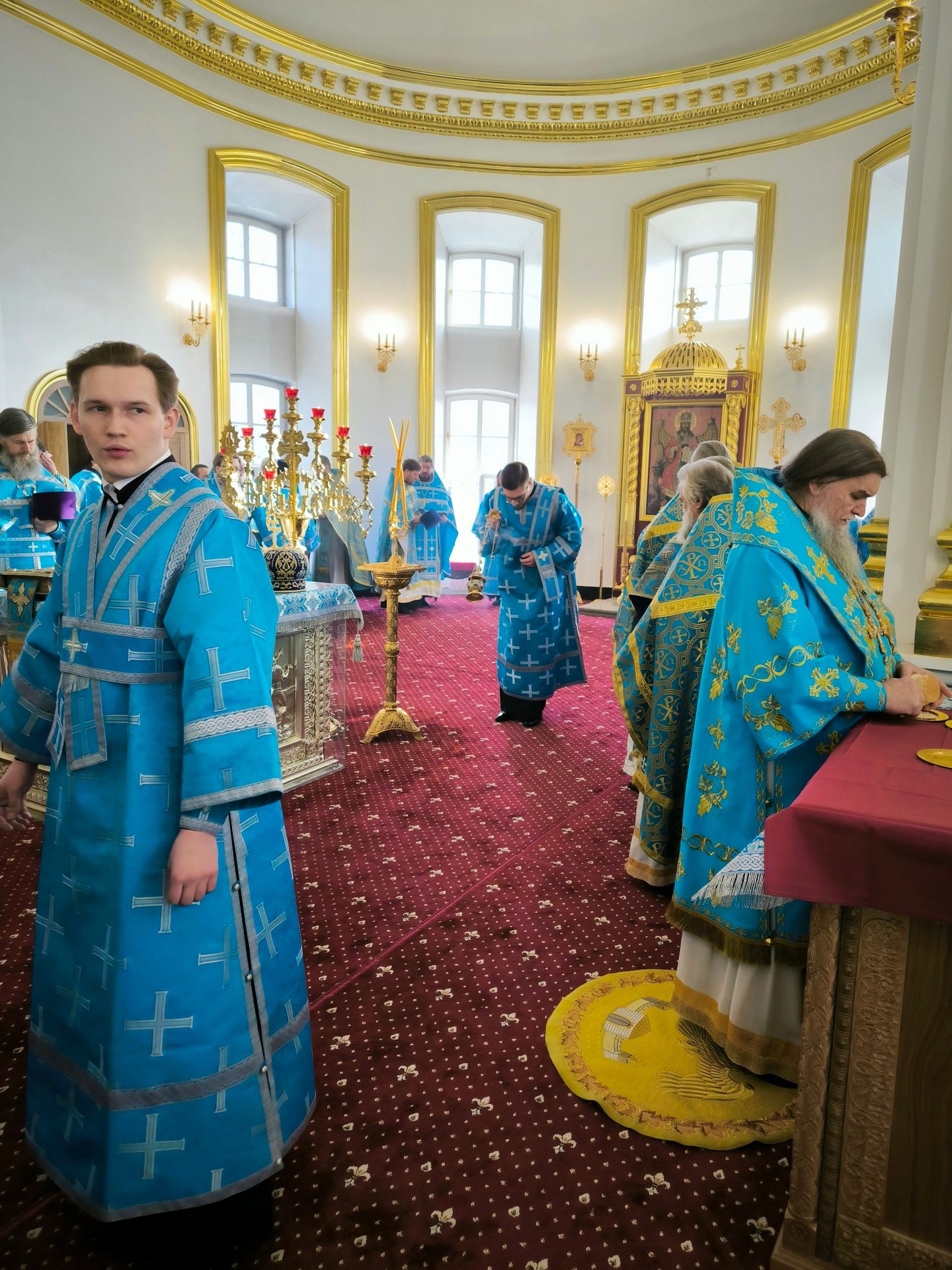 С праздником Феодоровской иконы Божией Матери