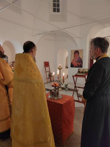 С днем памяти Святителя Николая Чудотворца