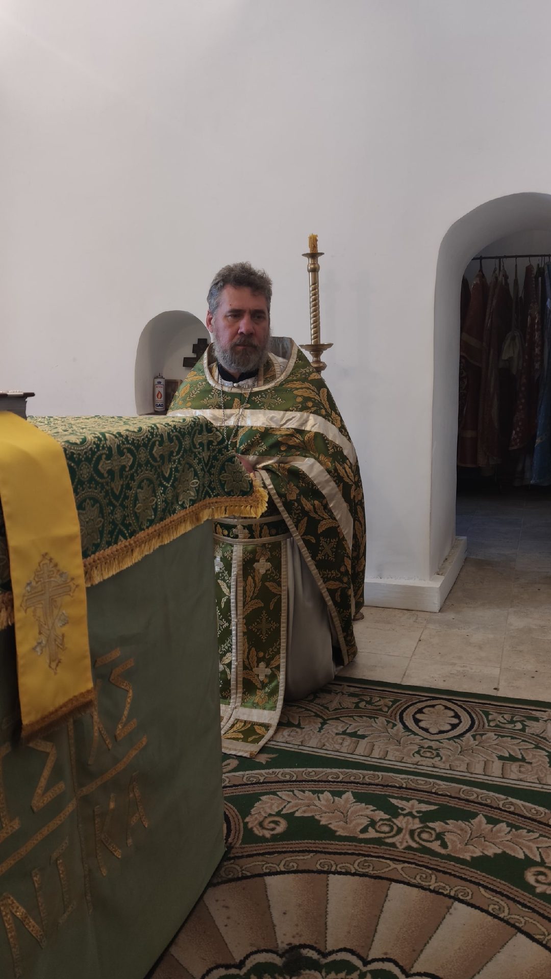 С праздником Святой Троицы и с днем рождения Церкви