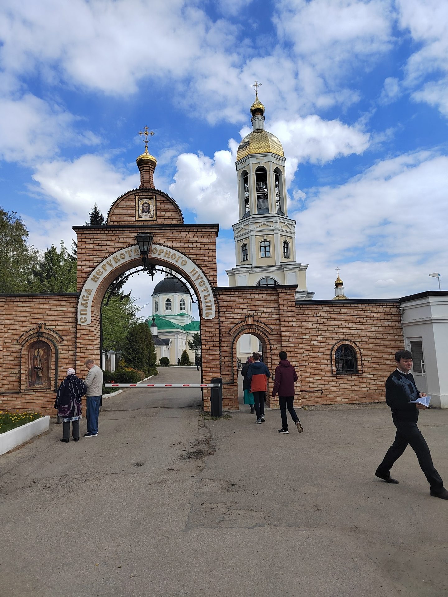 Паломничество: Спаса Нерукотворного пустынь в Клыково