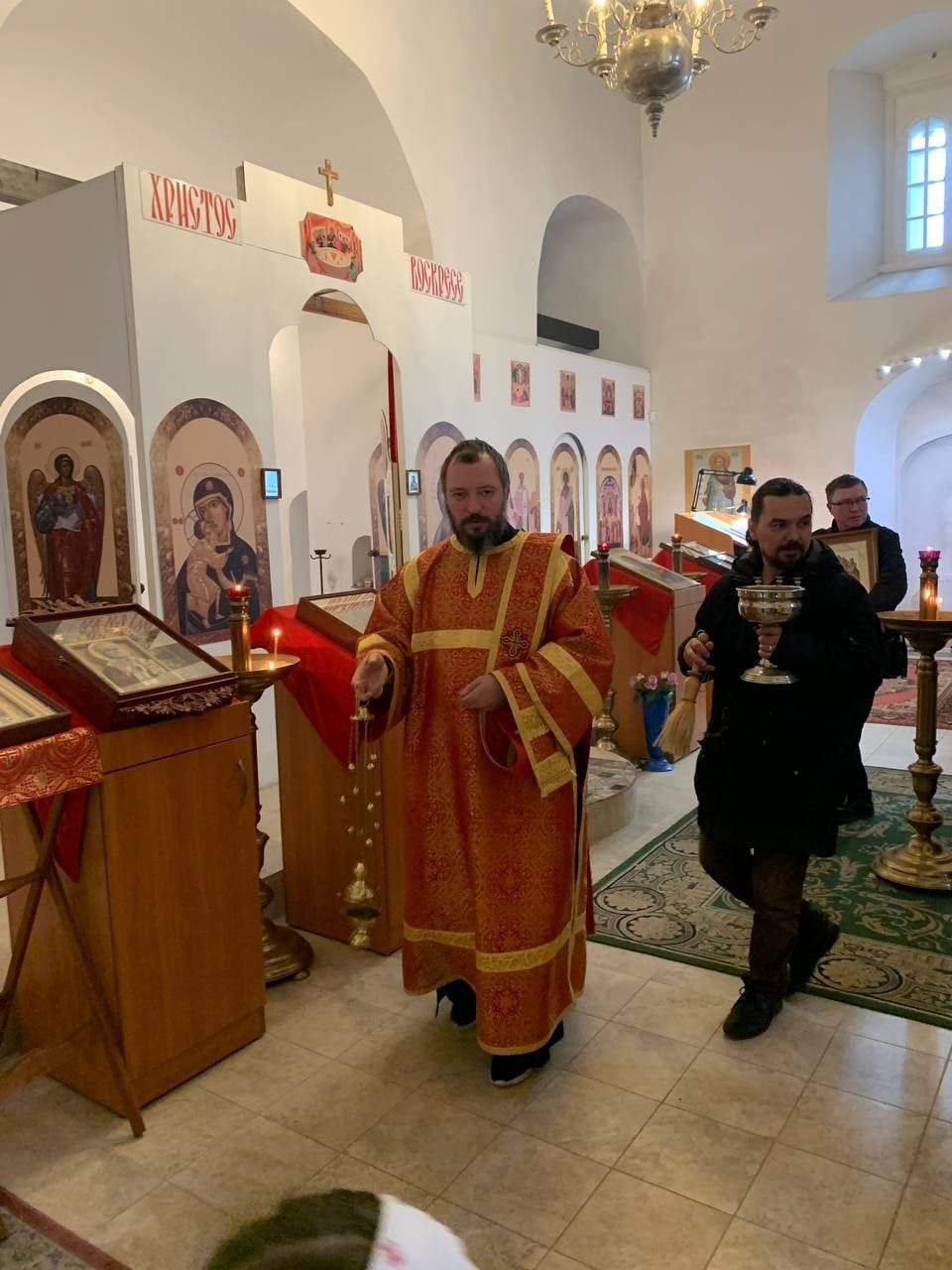 Христос воскресе