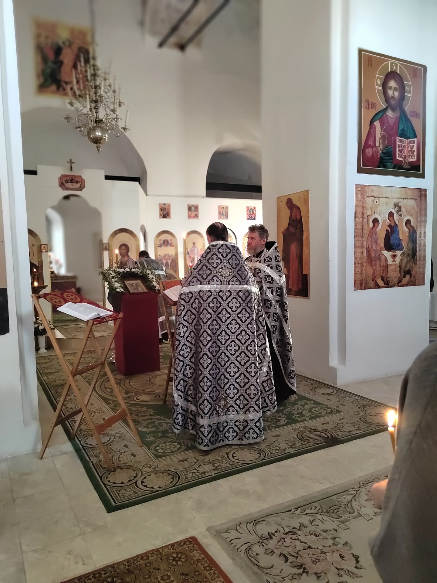 Великая Пятница Чинопоследование святых страстей Господа нашего Иисуса