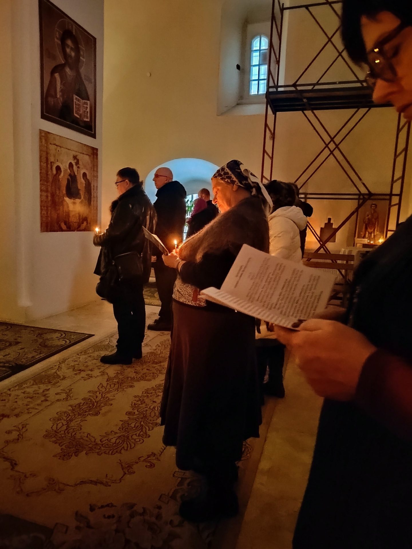 В среду вечером на пятой седмице Великого поста читается полностью Вел