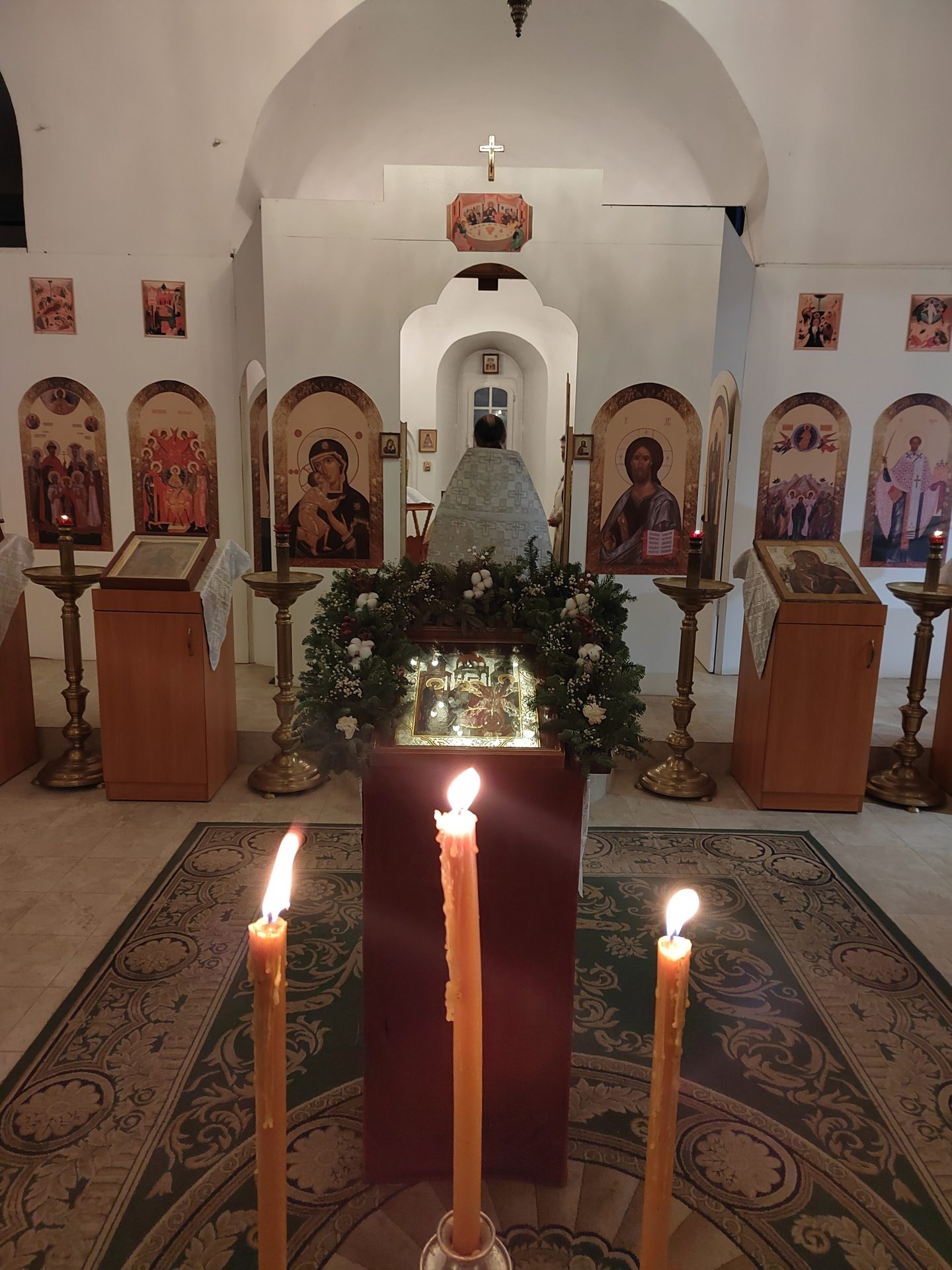 С праздником Сретения Господня