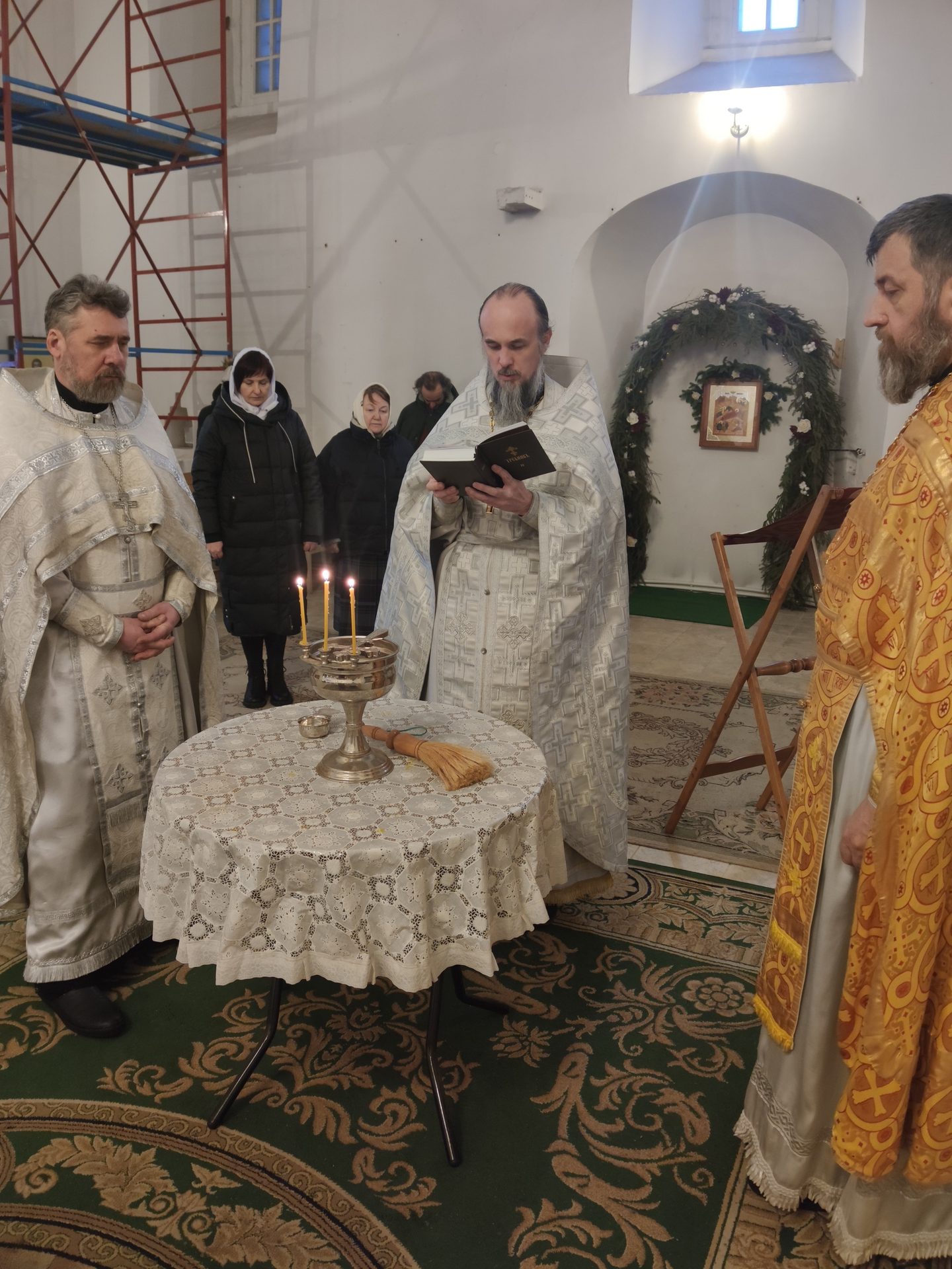 С праздником Богоявления (Крещения Господня)