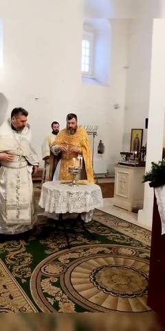 #ВознесенскиеСлужбы Освящение воды после Божественной литургии в Креще