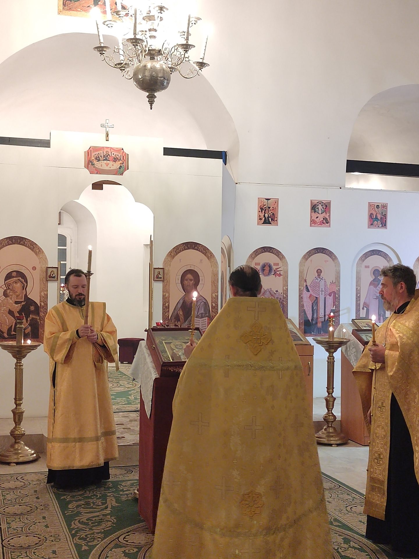 С днем памяти святителя Николая Чудотворца