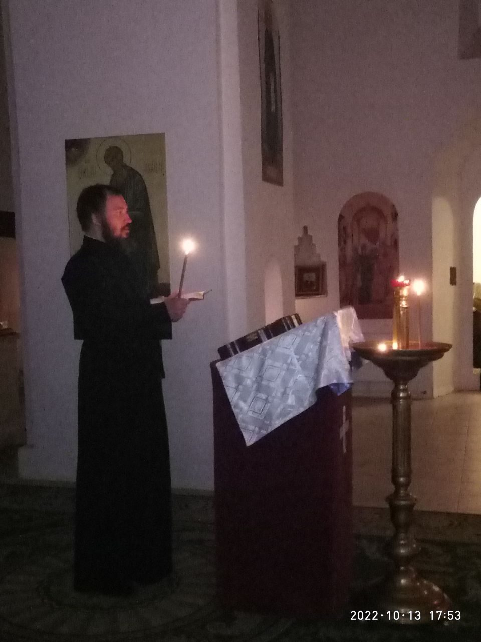 С праздником Покрова Пресвятой Богородицы