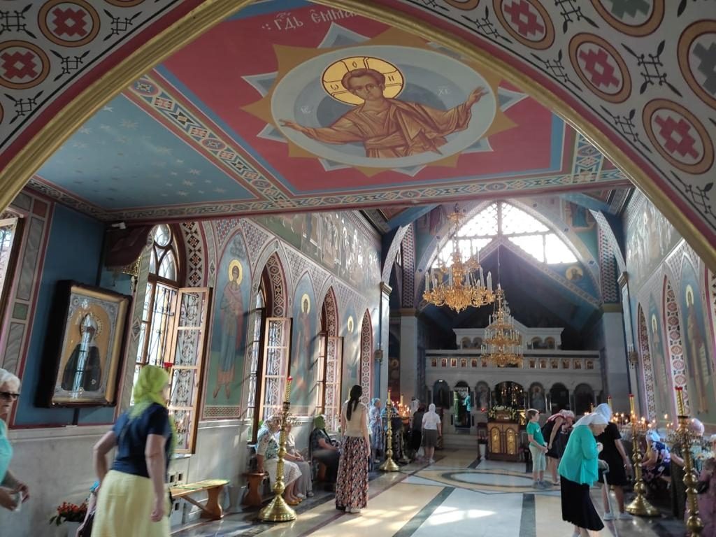 Крым: храм Крымских святых в Алуште