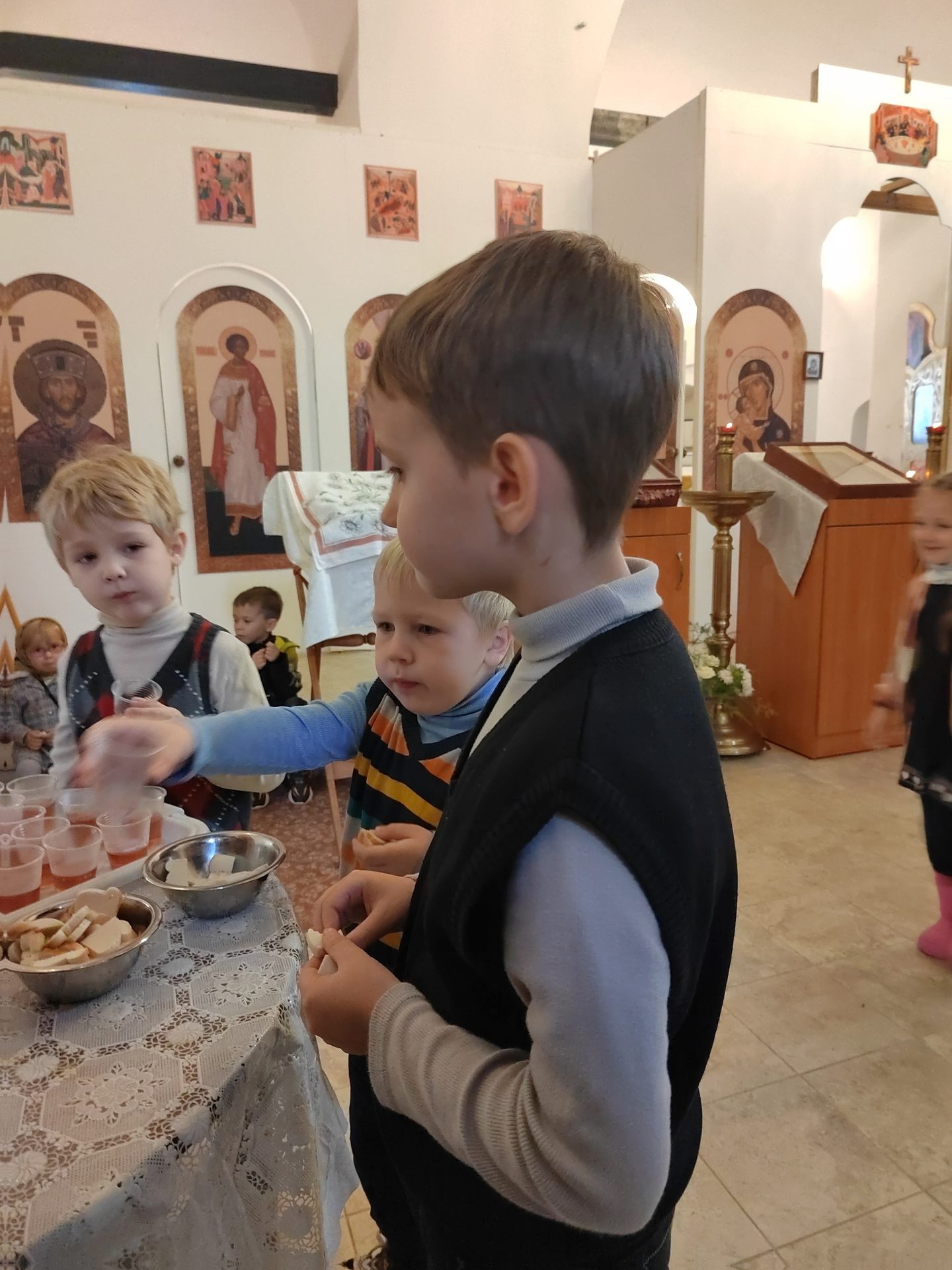 Юные вознесенские прихожане