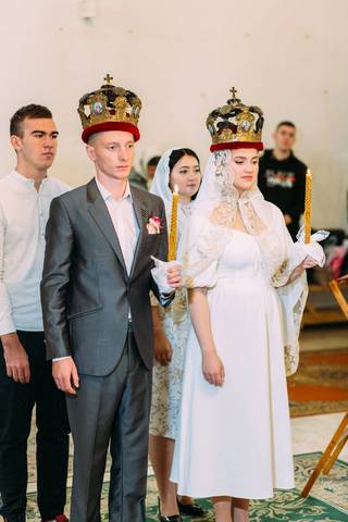 Сегодня в нашем храме прошло Таинство Венчания наших дорогих Максима и Дарьи