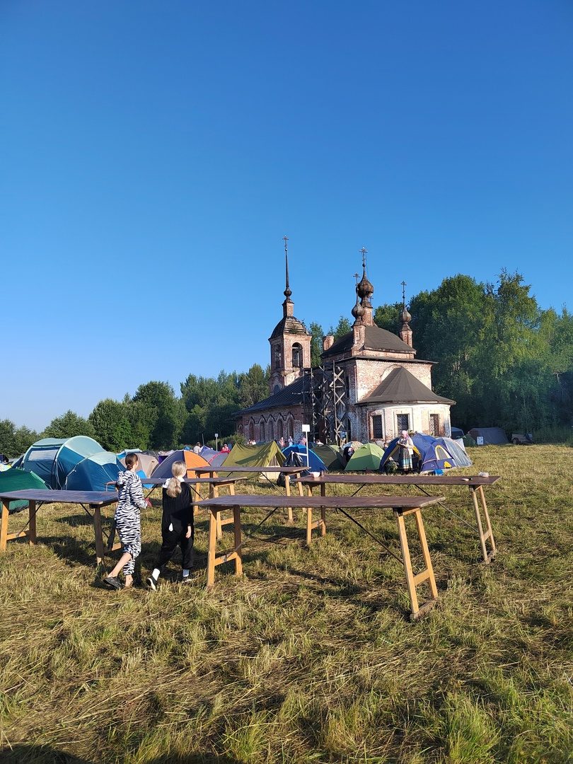 23 июля-Четвертый день: Зубарево-Кондаково Божественная литургия в цер