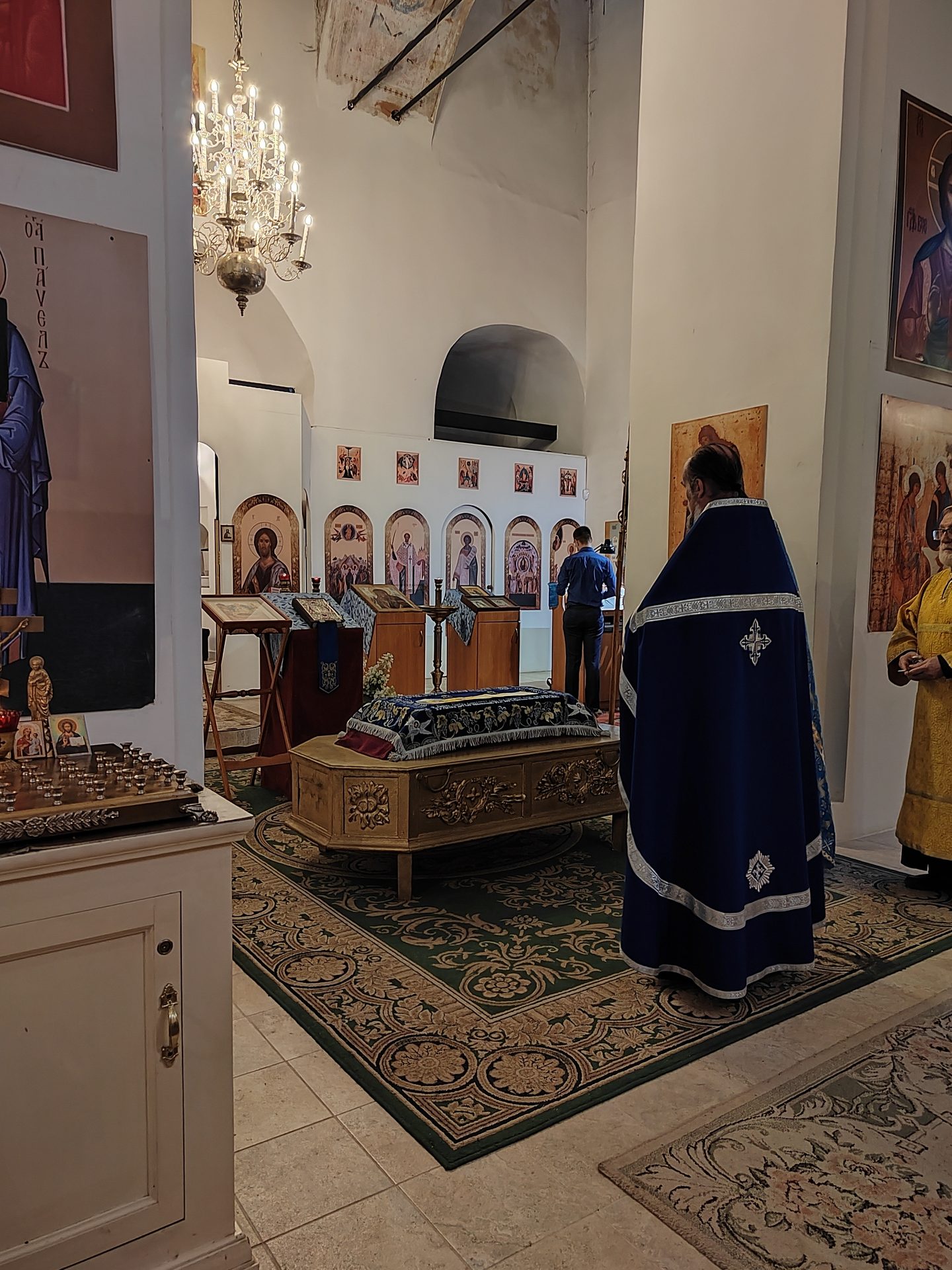 С праздником Успения Пресвятой Богородицы
