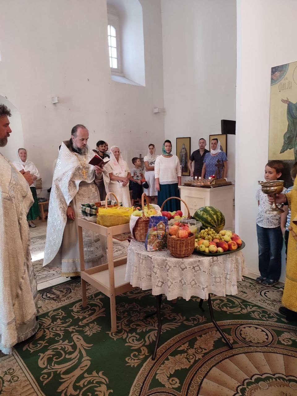 С праздником Преображения Господня, дорогие