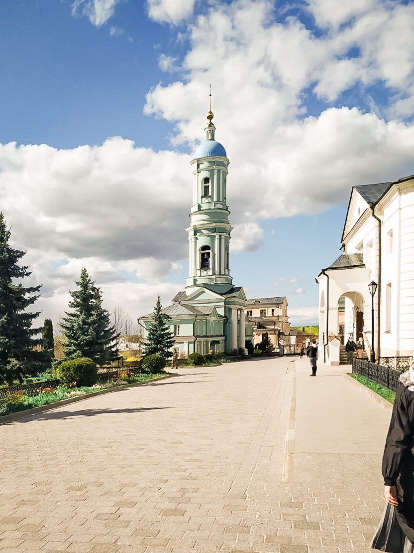 В 6 утра отправились на раннюю Божественную литургию 🏻 #ВознесенскиеП