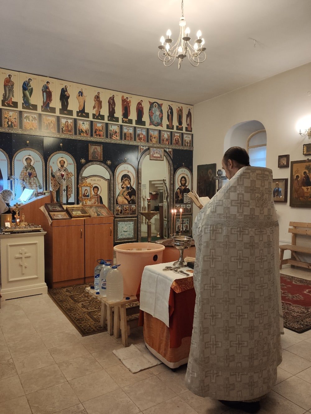 С праздником святого Богоявления