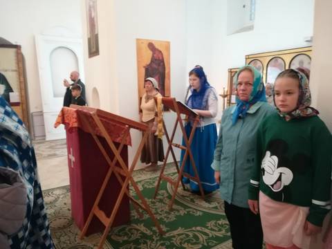 1 сентября. Божественная Литургия. Молебен о начале учебного года.
