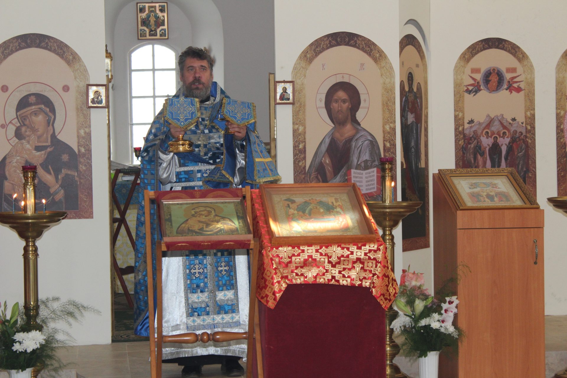 29 августа. Феодоровской иконы Божией Матери. Божественная Литургия.