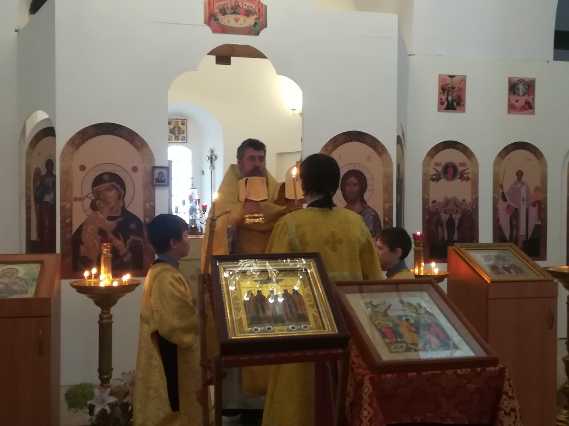 18 августа. Божественная Литургия.