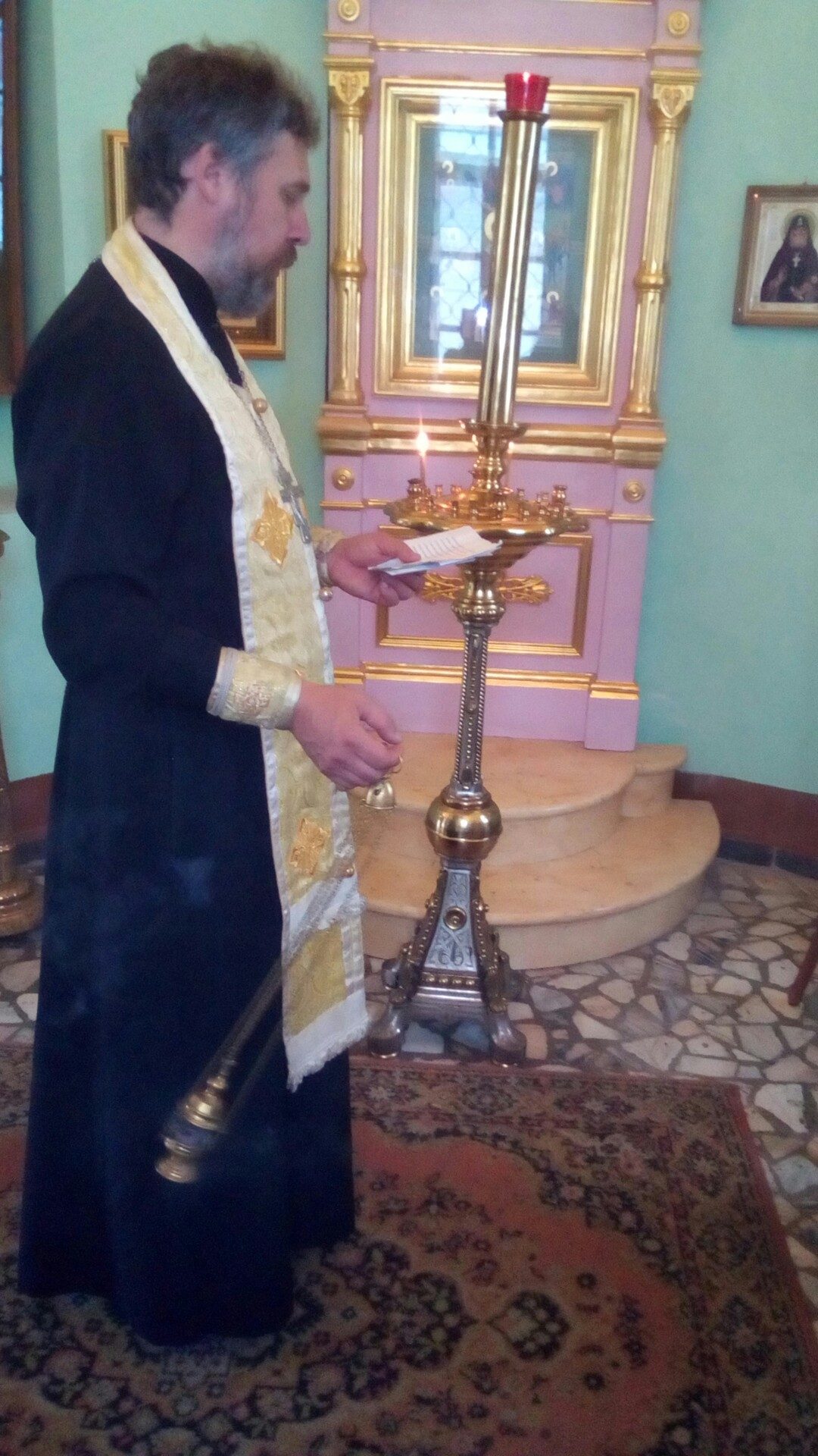 Среда. 16.00. Молимся святителю Николаю.