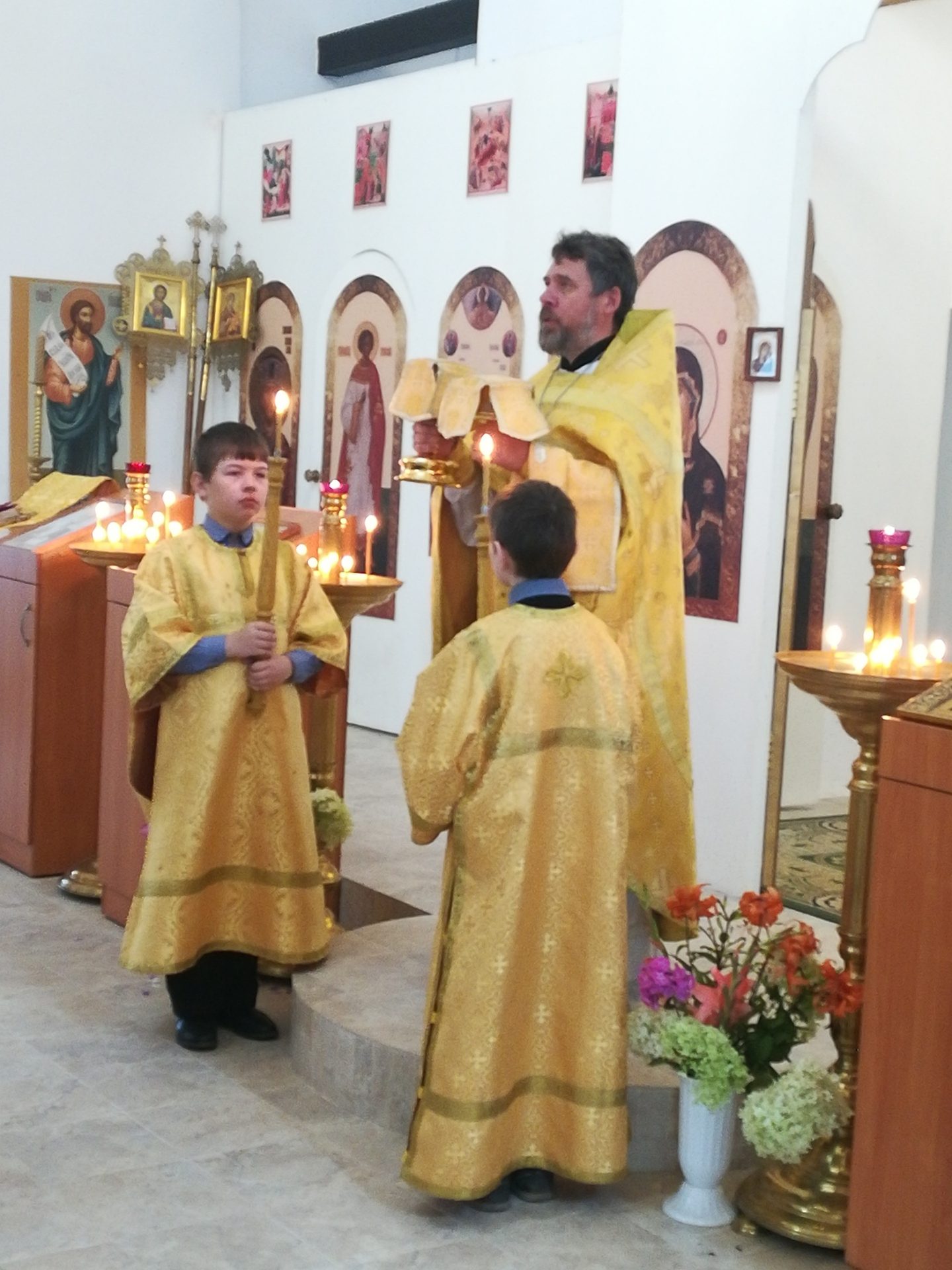 11 августа. Рождество Святителя Николая. Божественная Литургия.