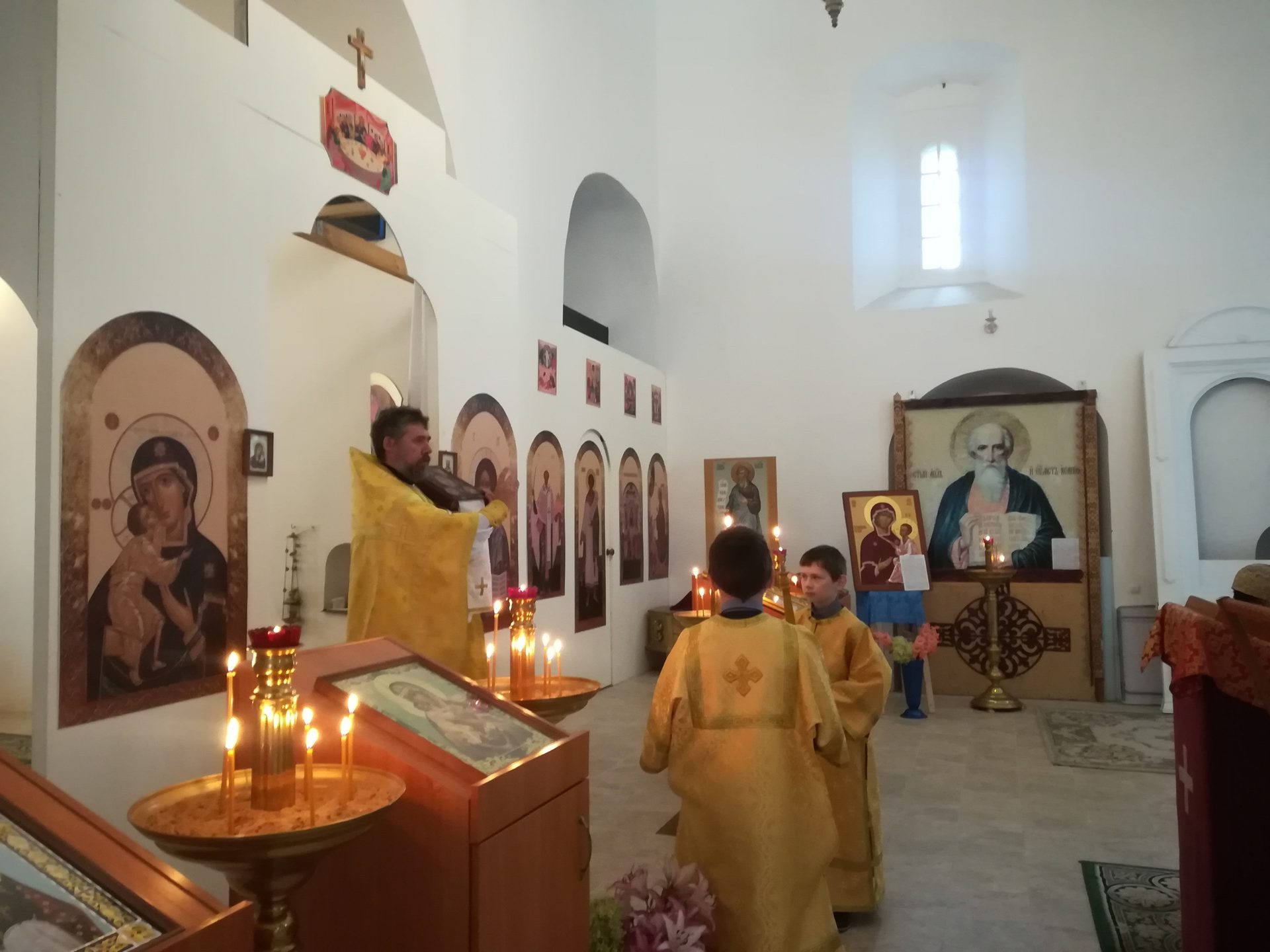 11 августа. Рождество Святителя Николая. Божественная Литургия.
