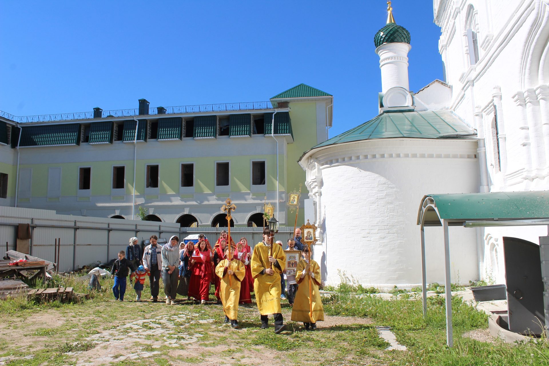 2 июня. Крестный ход.