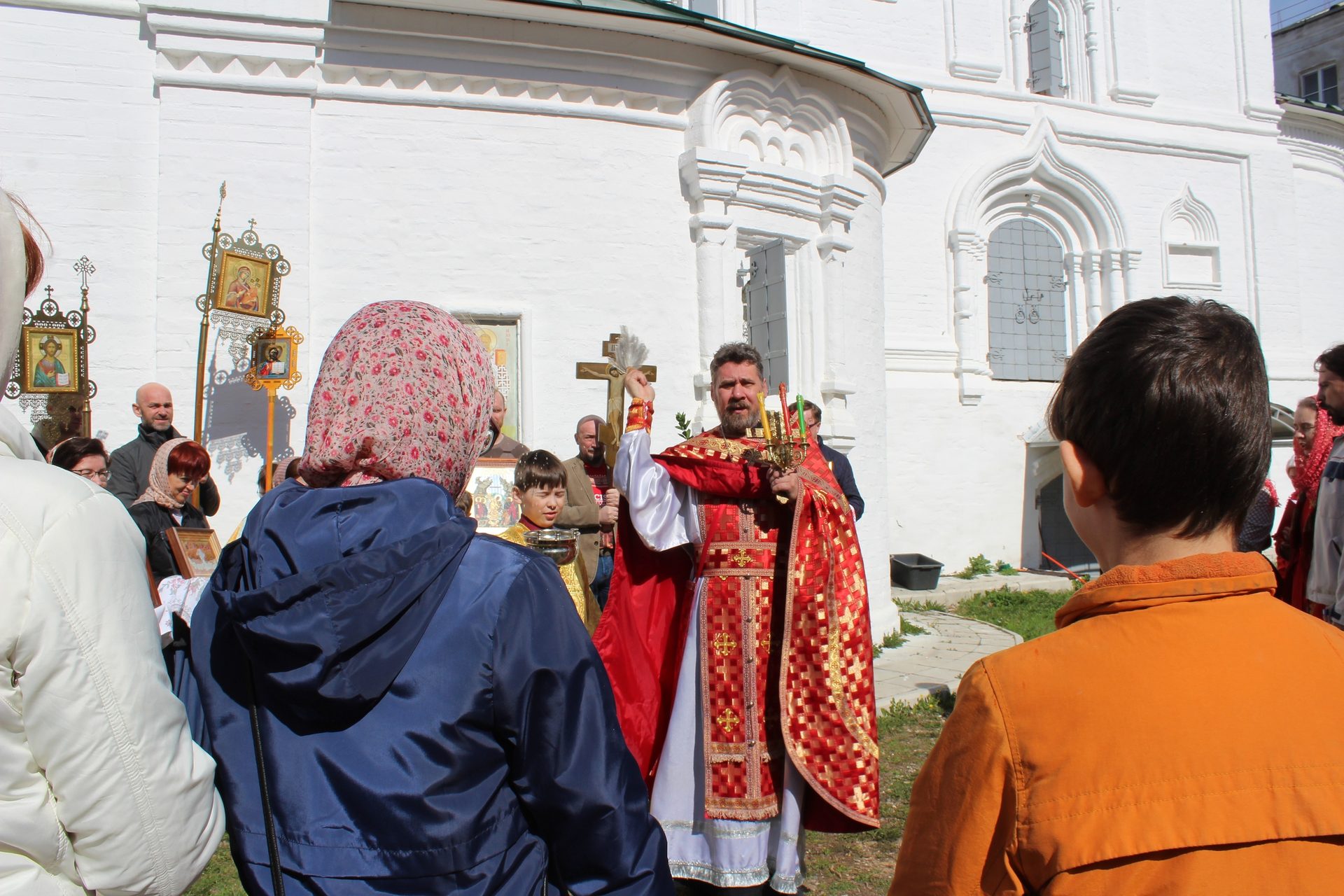 5 мая. Крестный ход.