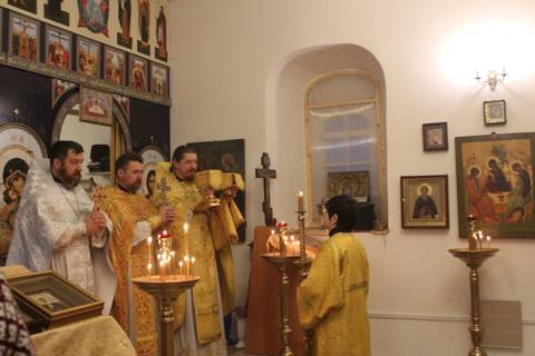 С праздником, любимый храм