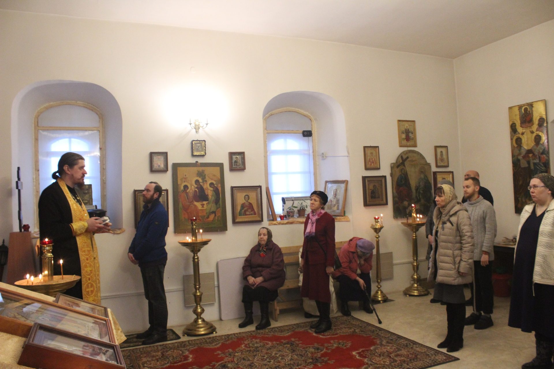 16 ДЕКАБРЯ. БОЖЕСТВЕННАЯ ЛИТУРГИЯ. память преподобного САВВЫ СТОРОЖЕВС