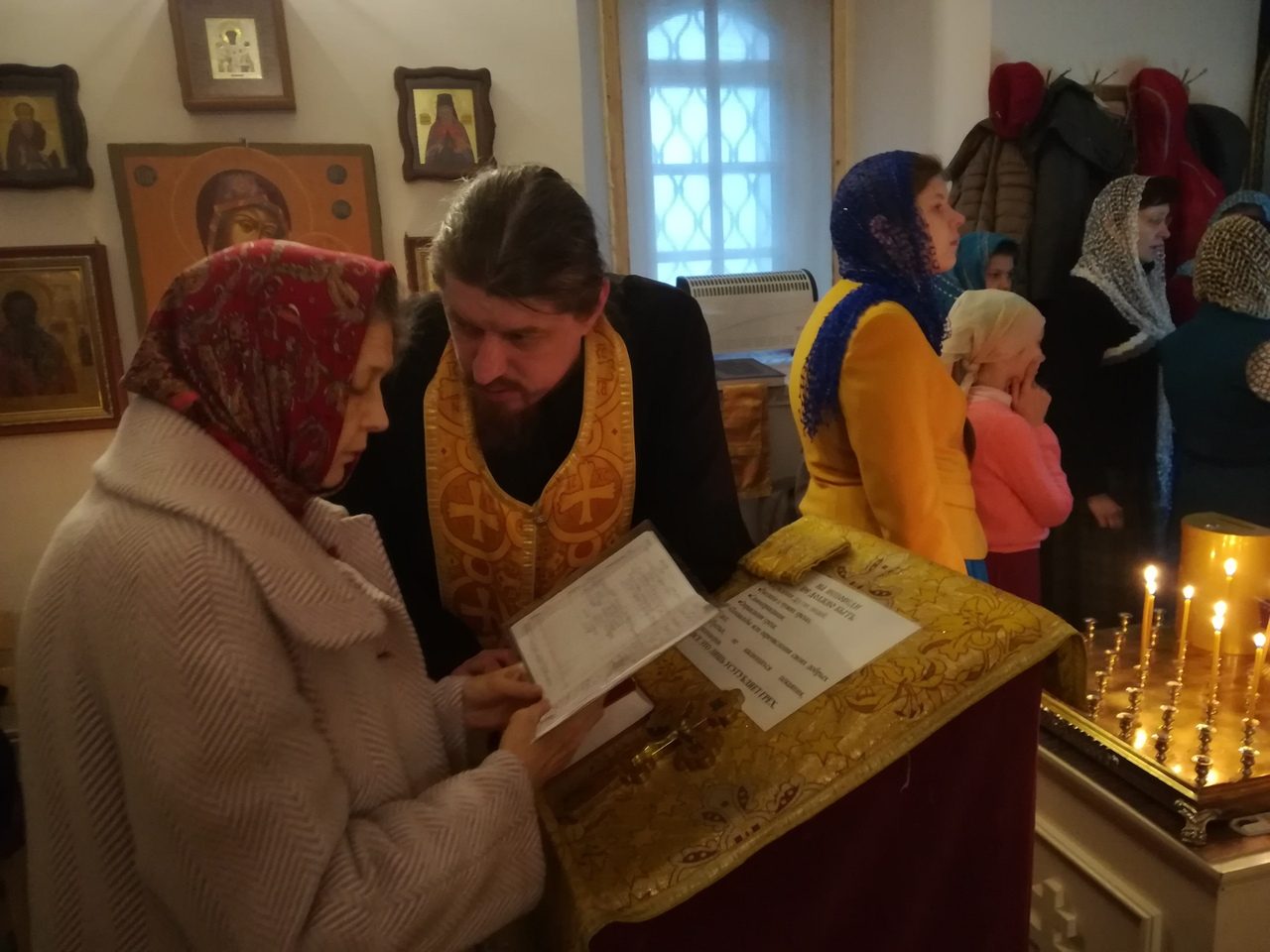 4 ноября. Казанской иконы Богородицы. Божественная Литургия.