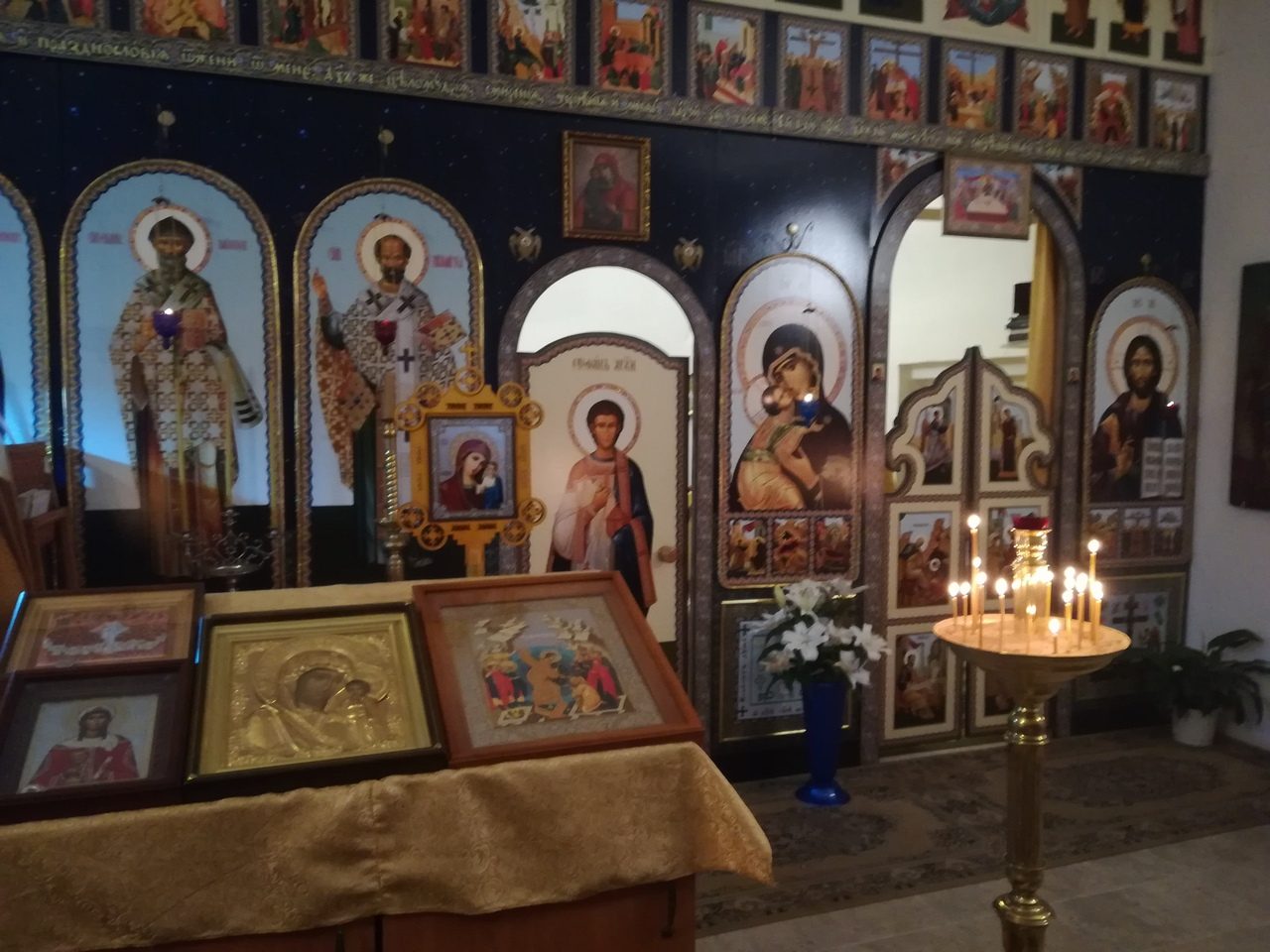 4 ноября. Казанской иконы Богородицы. Божественная Литургия.