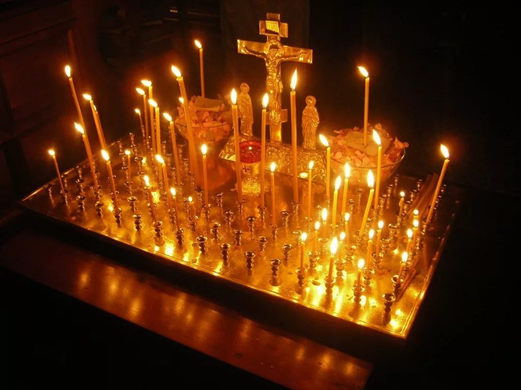 Братья и сестры, читающие Псалтирь