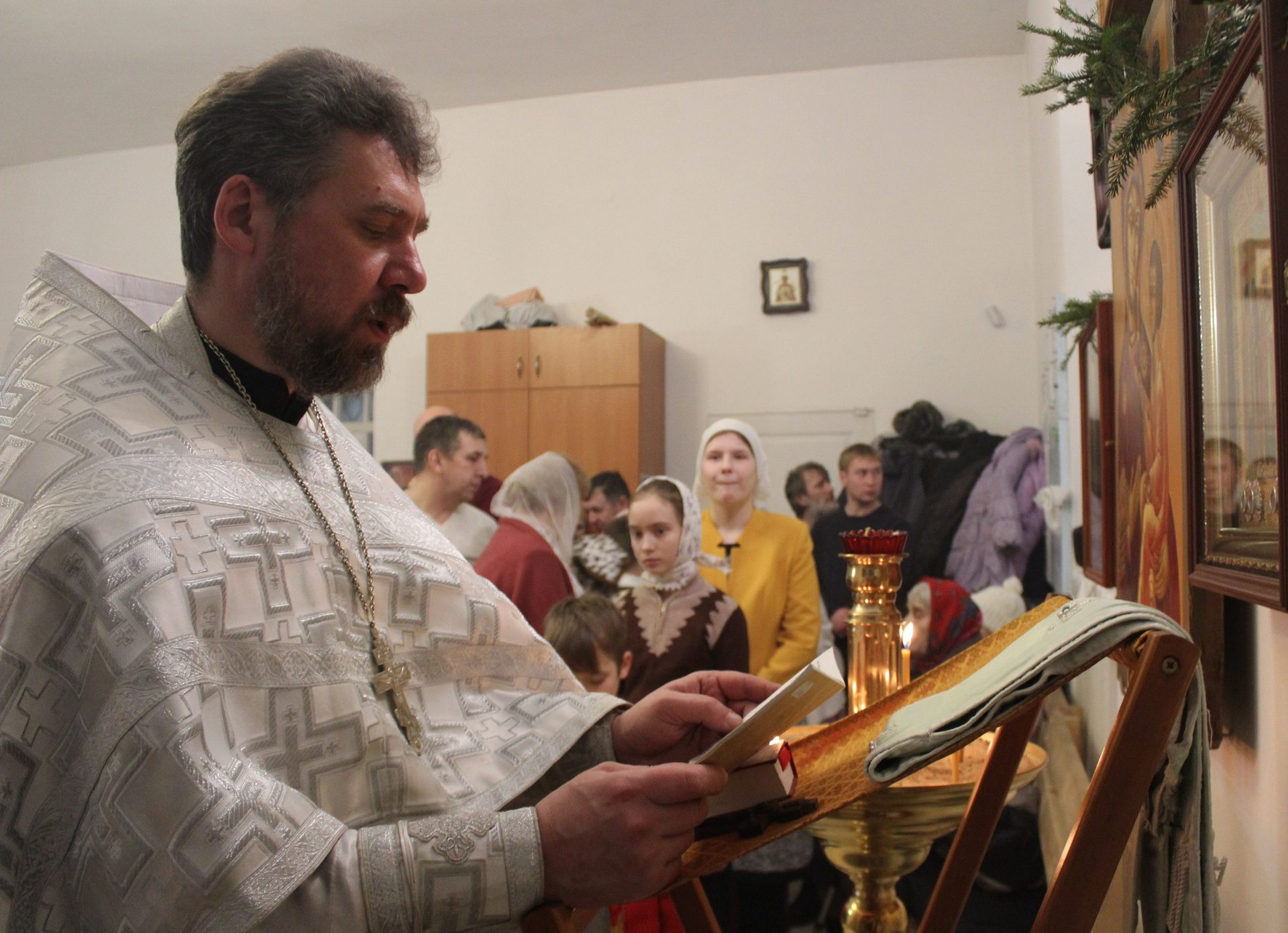 17 марта - перенесение мощей святого благоверного князя Вячеслава