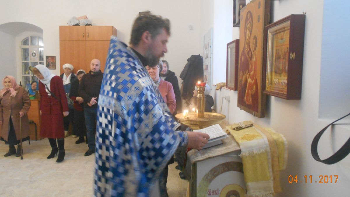 4 ноября. С праздником Казанской иконы Божией матери!
