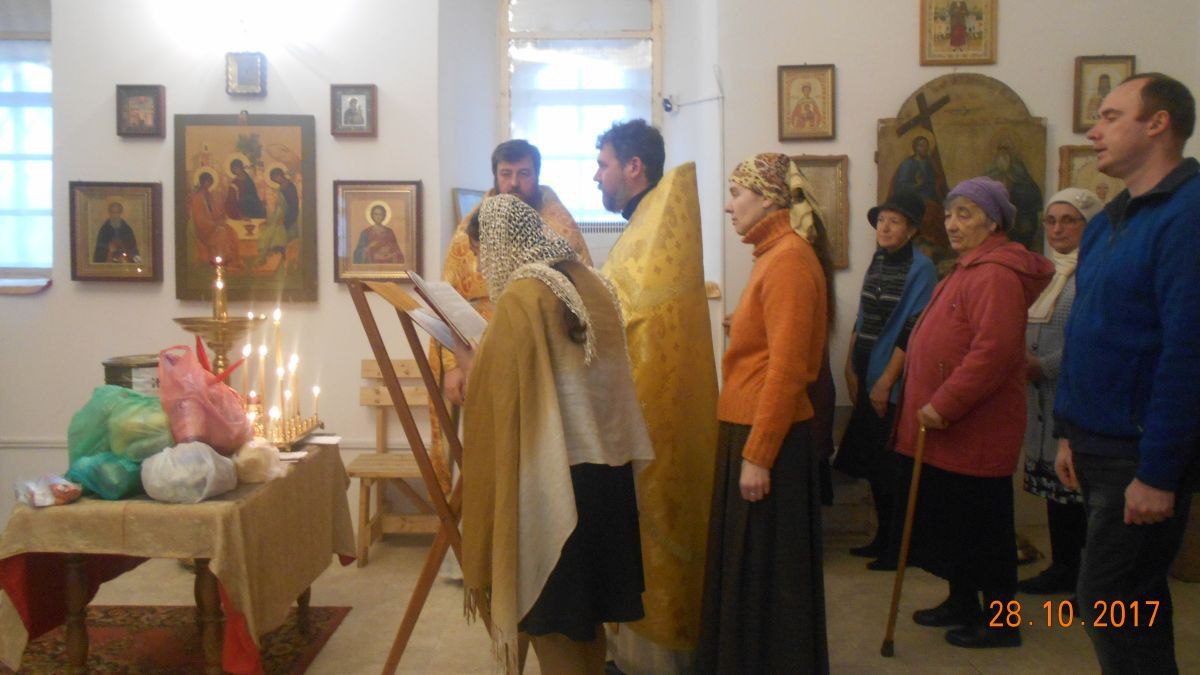 Литургия 28 октября