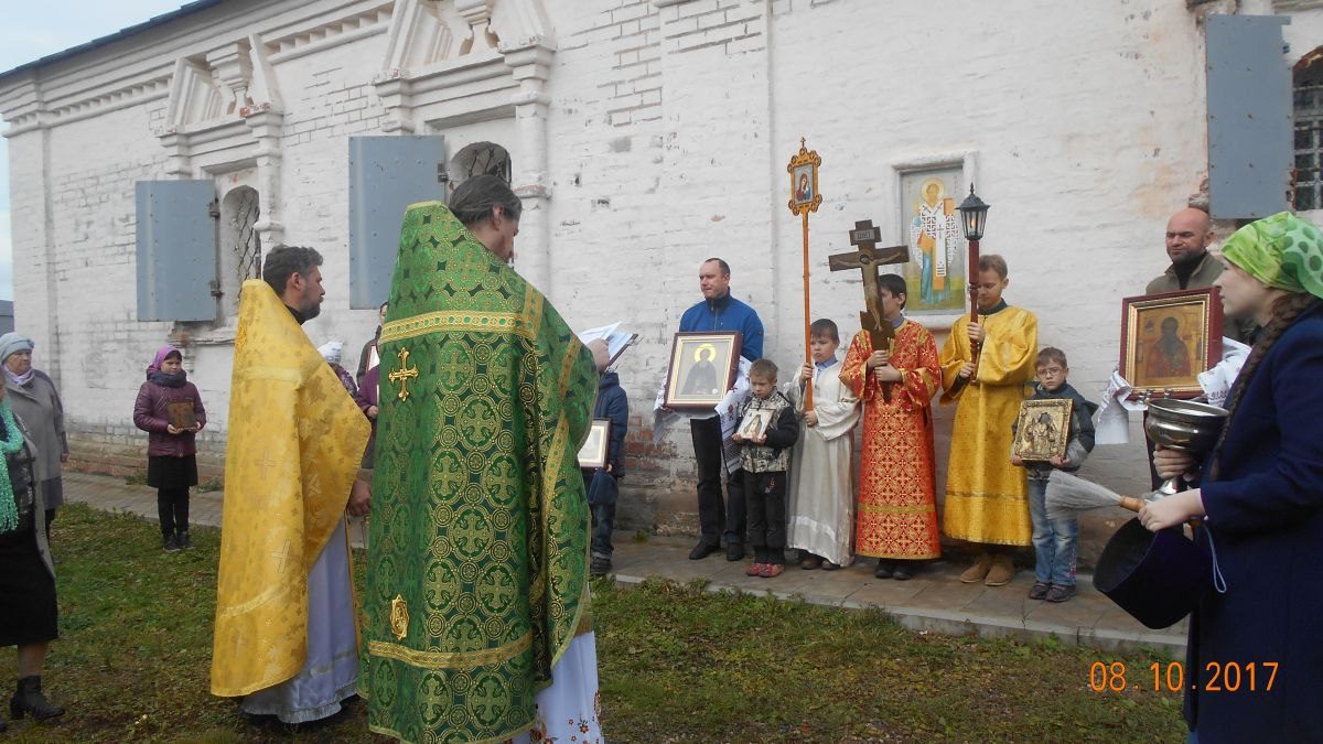 Крестный ход с мощами преподобного Сергия Радонежского 8 октября