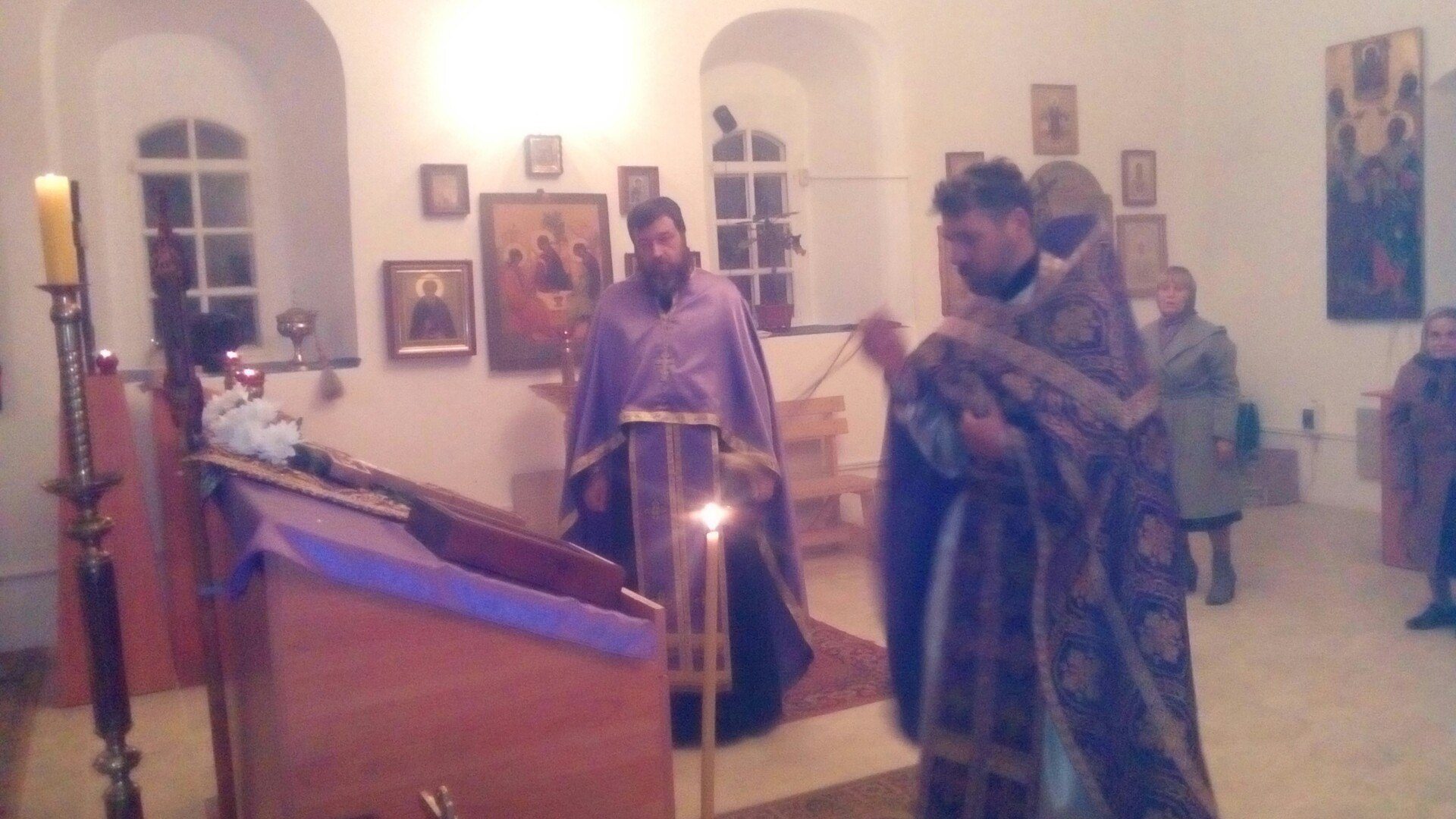 Всенощная под праздник Воздвижения Креста