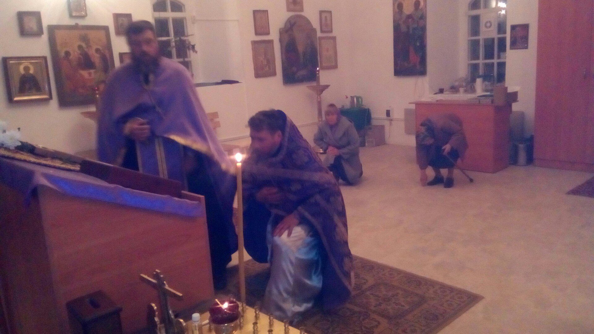 Всенощная под праздник Воздвижения Креста