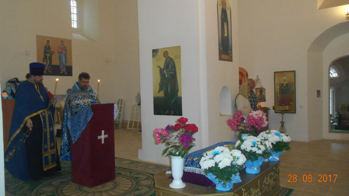 28 августа. Вечер. Чин погребения плащаницы Пресвятой Богородицы.