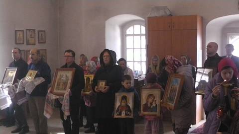 Крестный ход в неделю жен - мироносиц