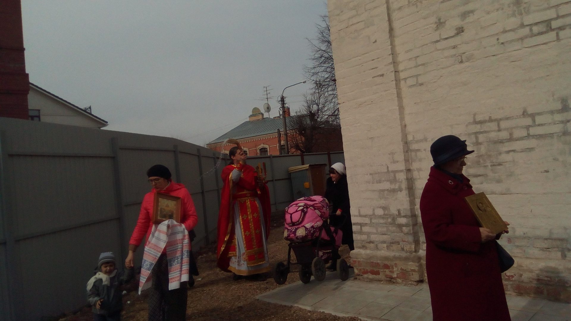Службы на Светлой седмице