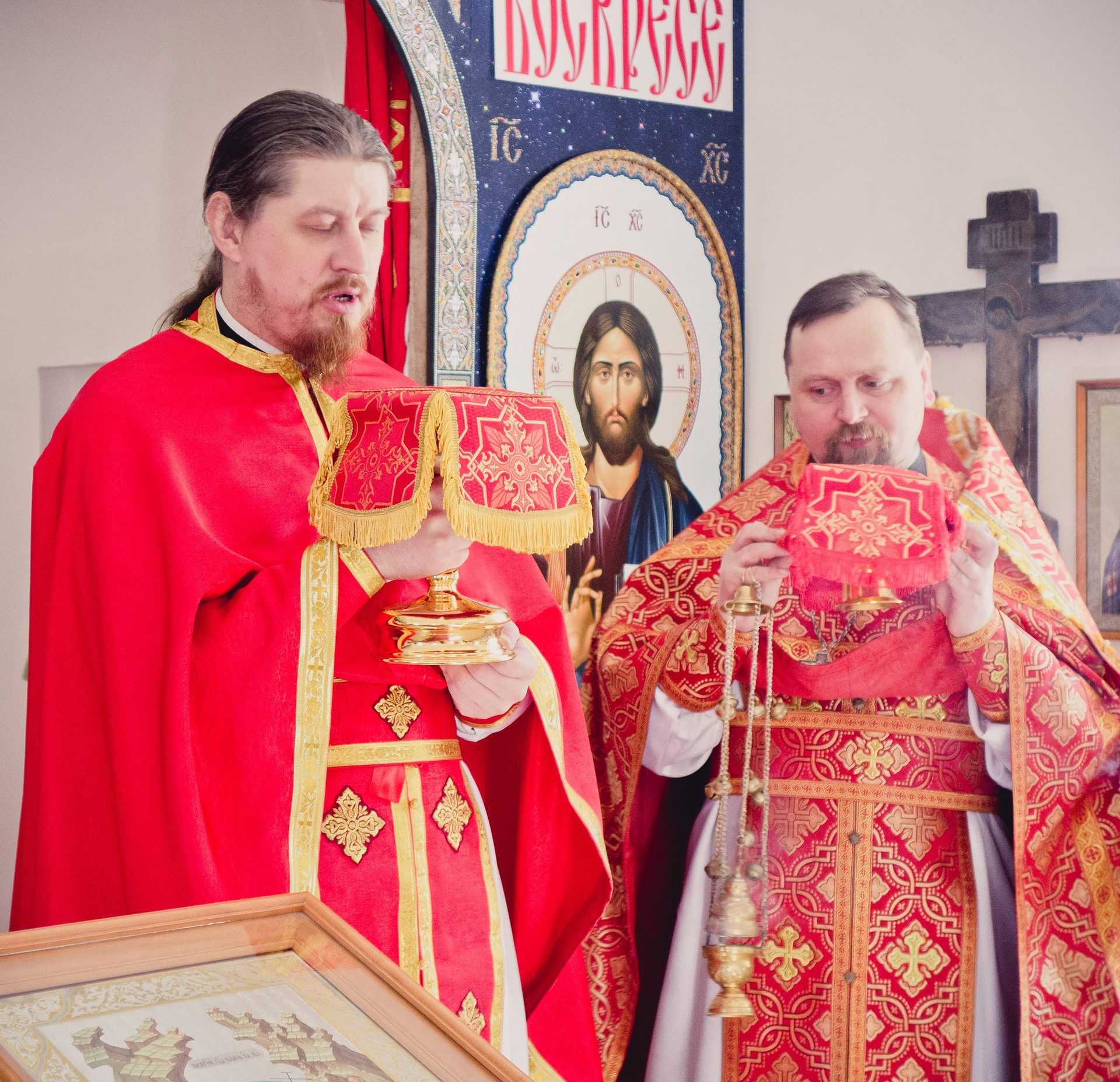 Божественная литургия пасхальным чином в Вознесенском храме в Светлый
