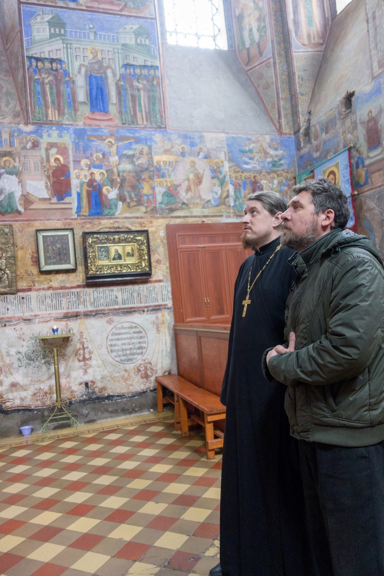 На могиле архимандрита Сергия (Цьока)