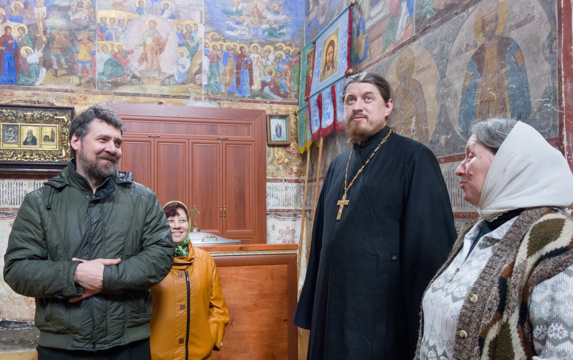 На могиле архимандрита Сергия (Цьока)