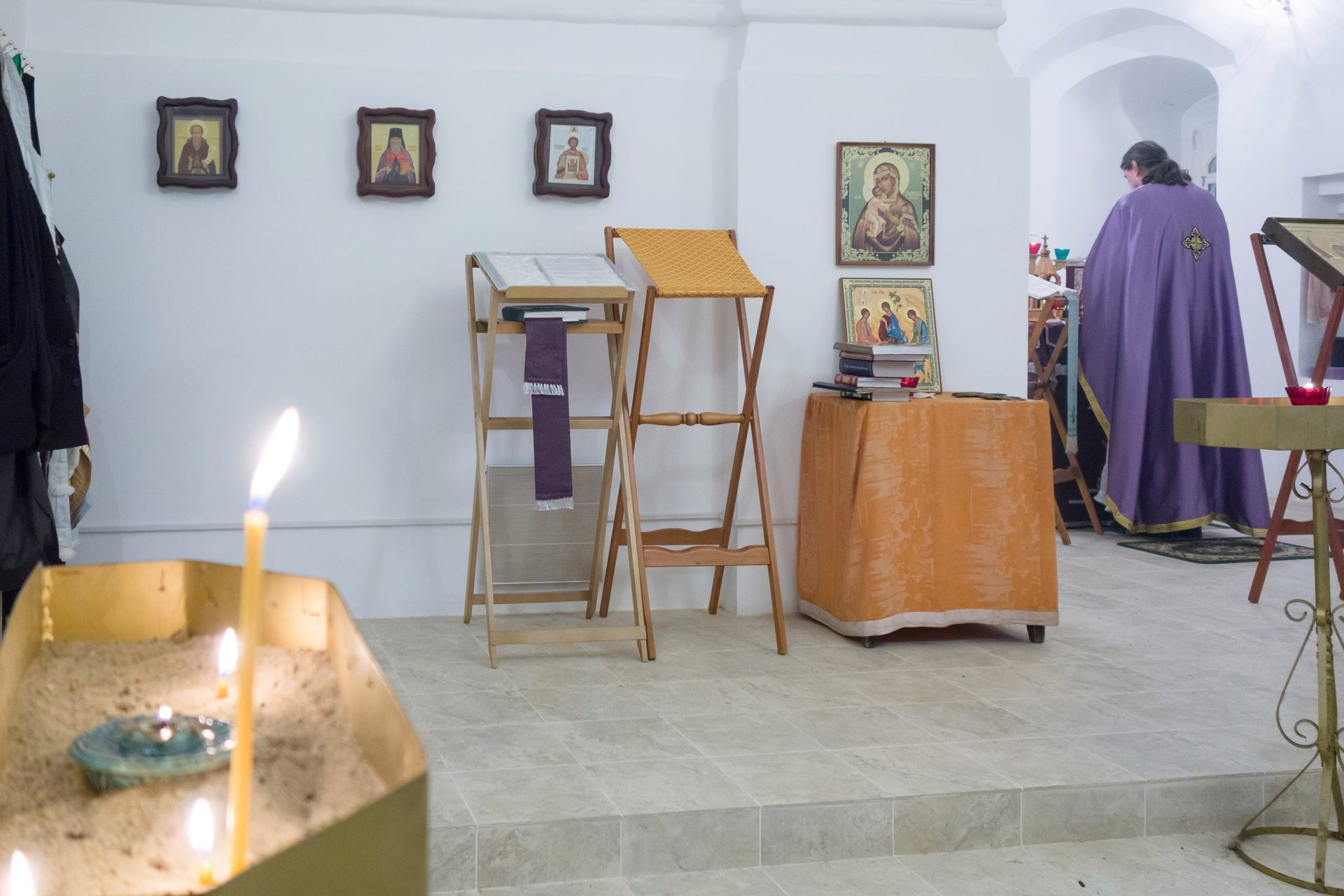 В Родительскую субботу 9 апреля в нашем храме была совершена Божествен