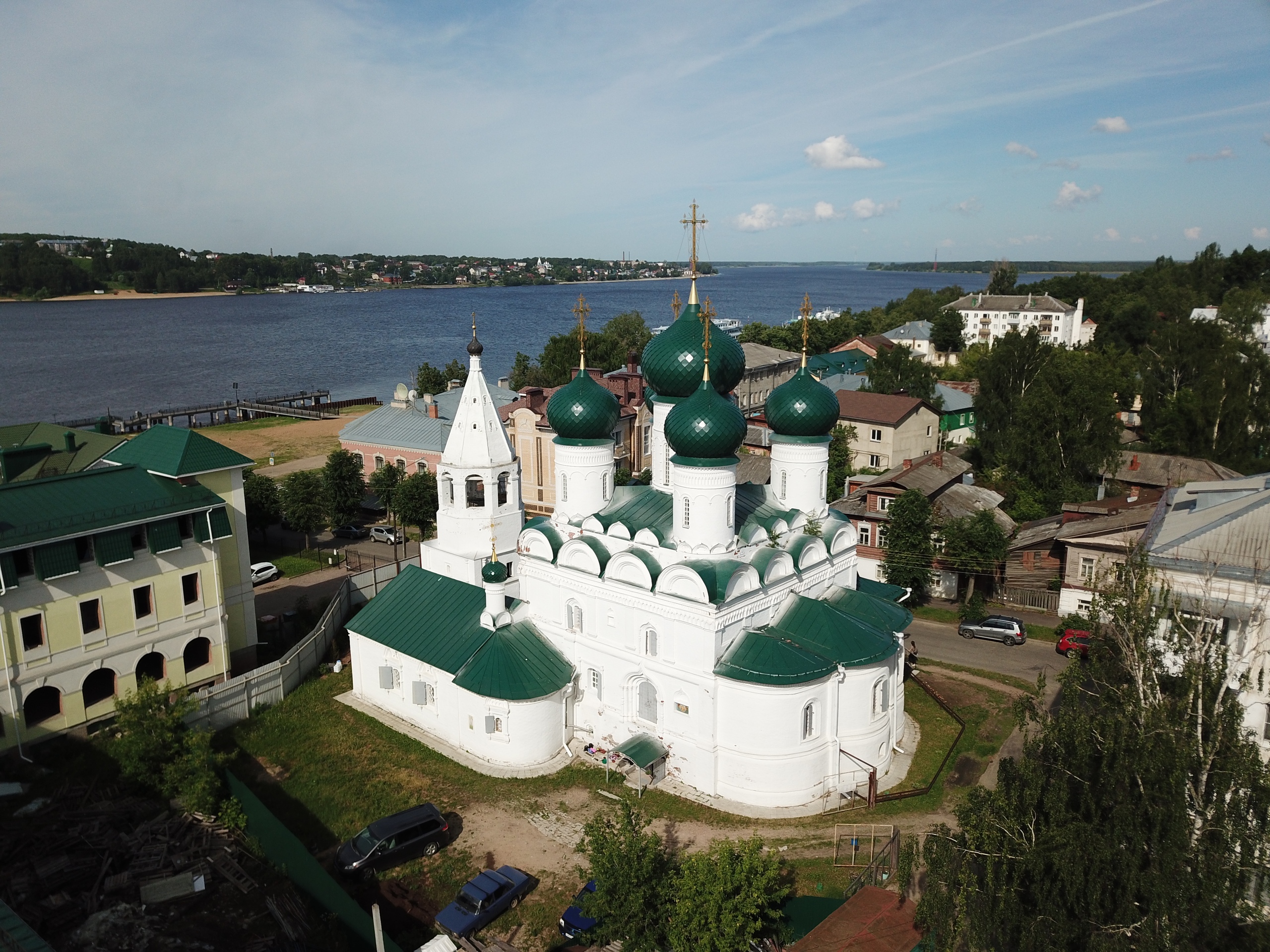 Церковь Вознесения Господня на Дебре